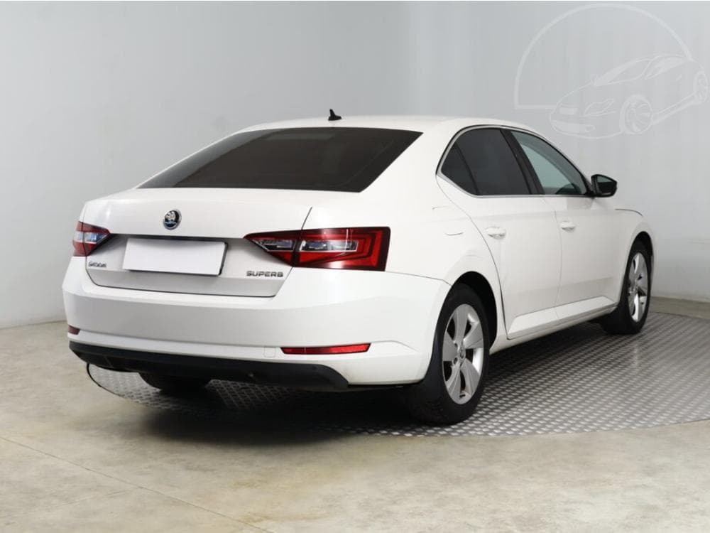 2016 Škoda SUPERB - 5