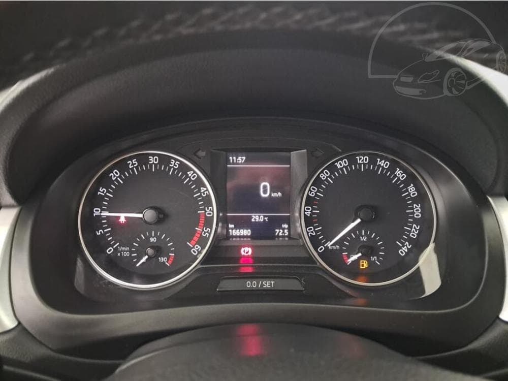 2016 Škoda RAPID - 11