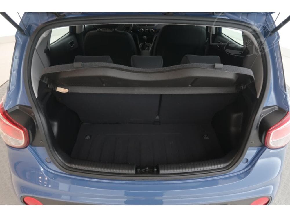 2017 Hyundai i10 - 13