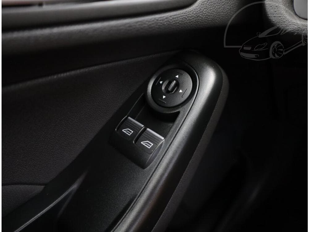 2015 Ford FIESTA - 15