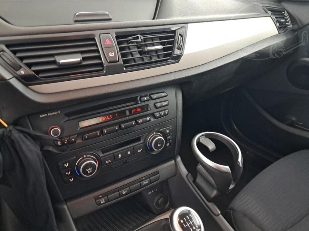 2013 BMW X1 - 12