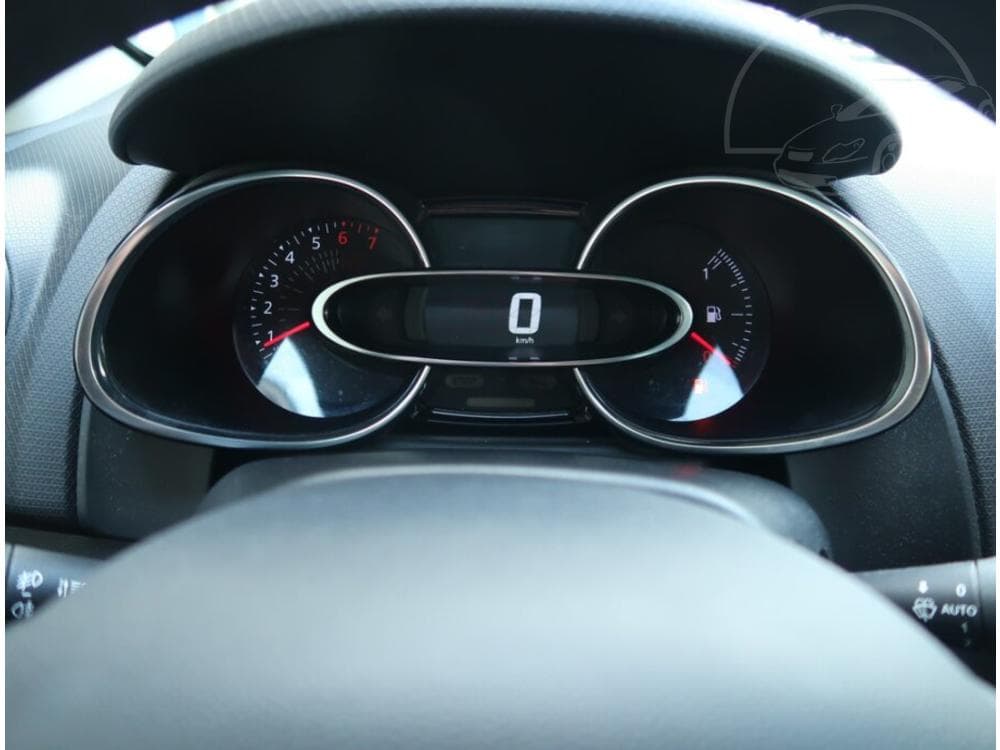 2018 Renault CLIO - 11