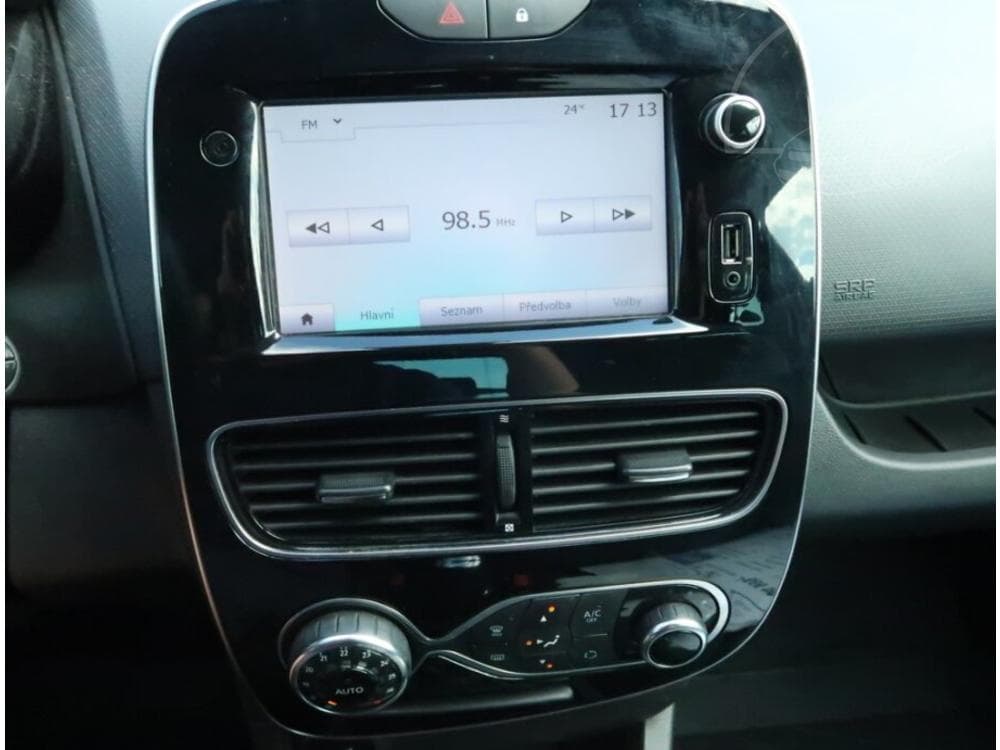 2018 Renault CLIO - 12