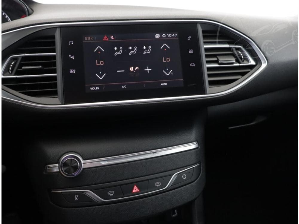 2018 Peugeot 308 - 10