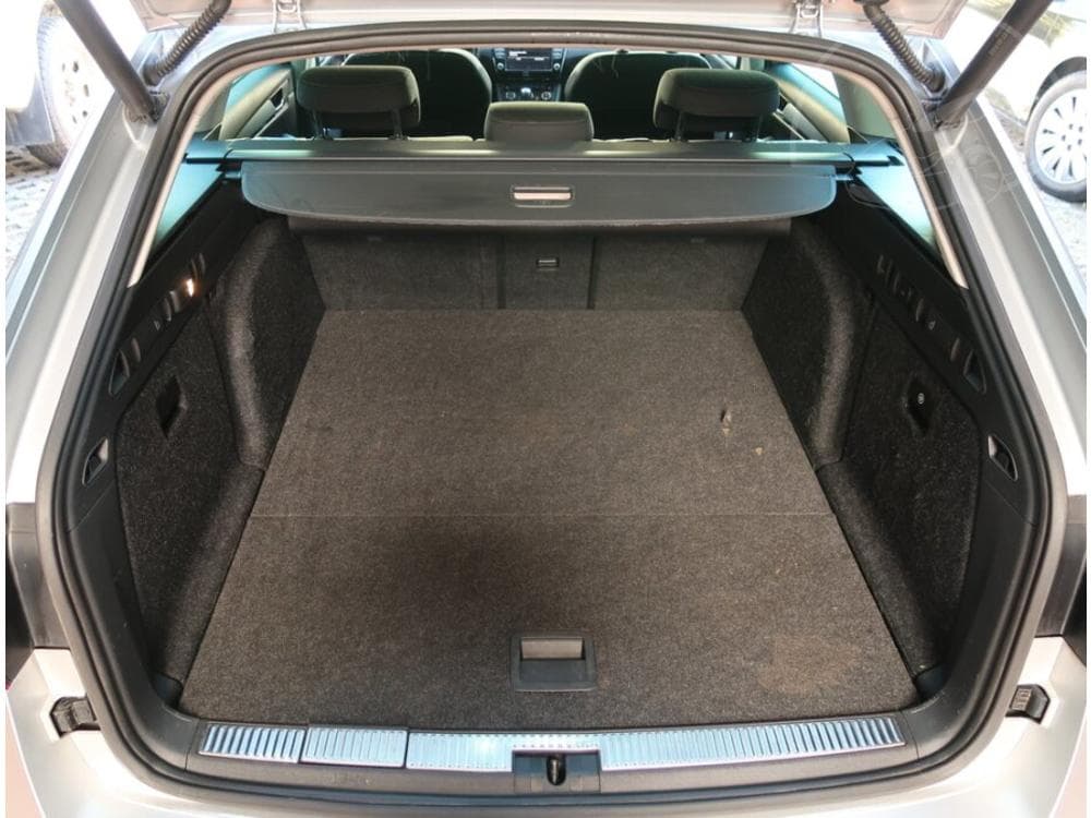 2016 Škoda SUPERB - 14