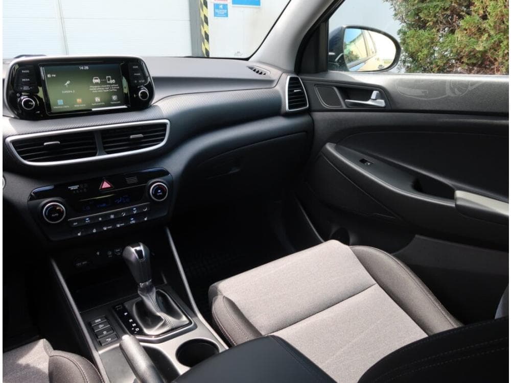 2019 Hyundai TUCSON - 8