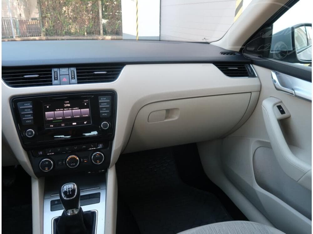 2014 Škoda OCTAVIA - 8