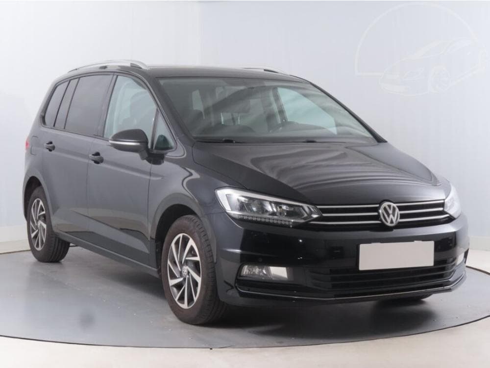2017 Volkswagen TOURAN