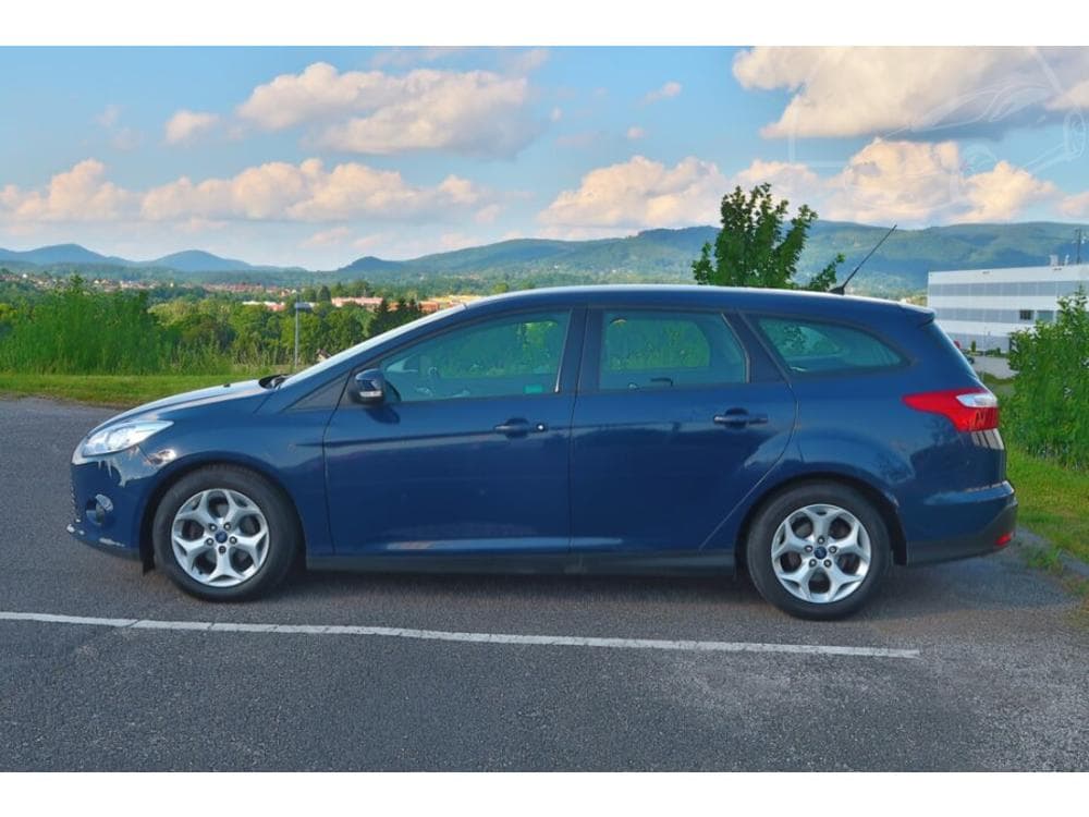 2011 Ford FOCUS - 3