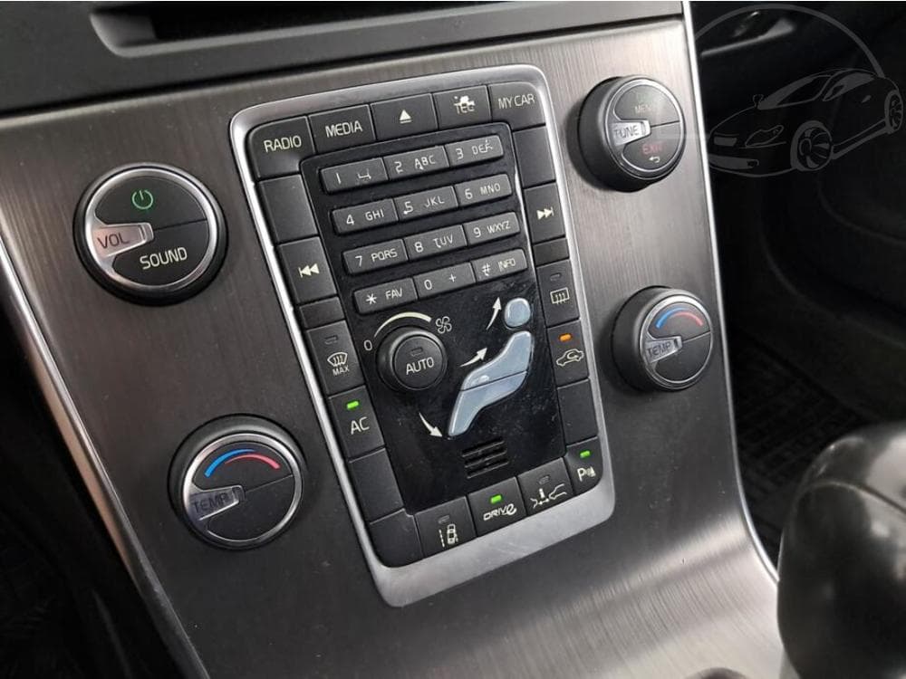 2012 Volvo V60 - 15