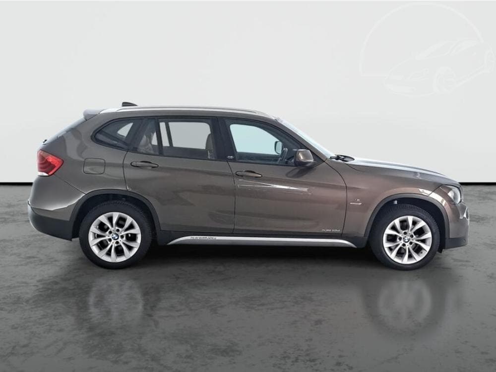2010 BMW X1 - 6