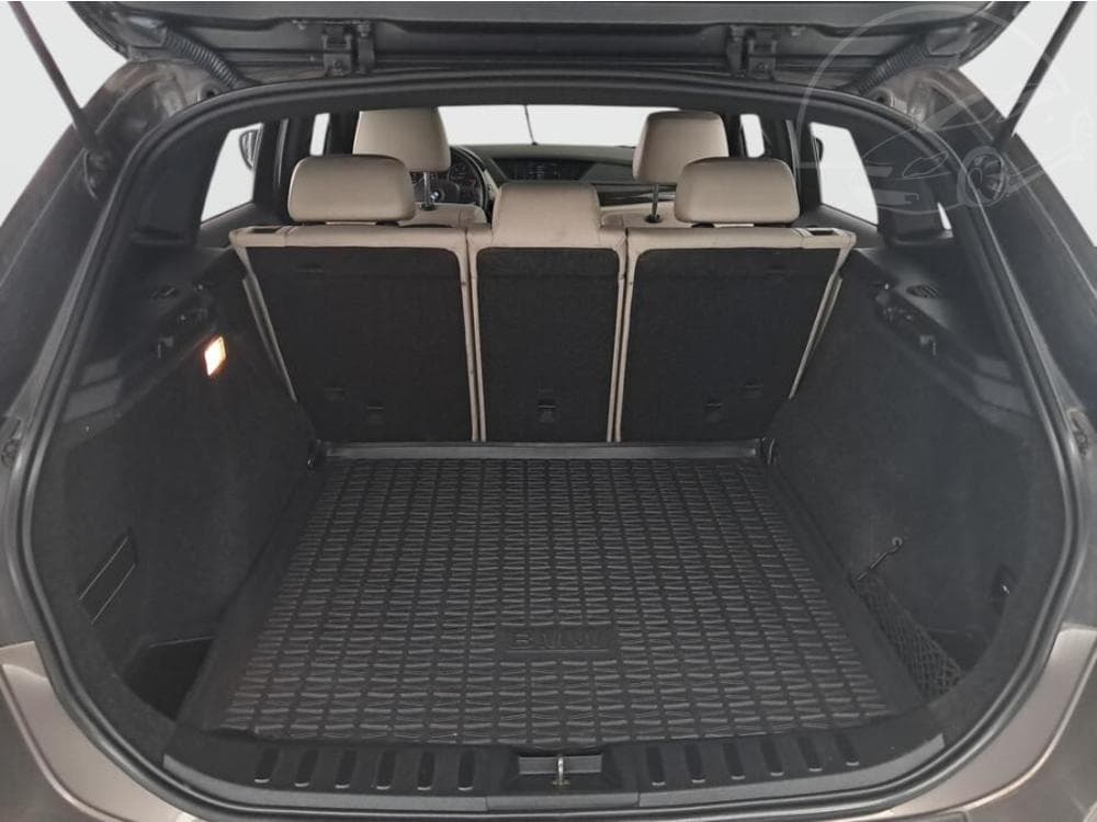 2010 BMW X1 - 13