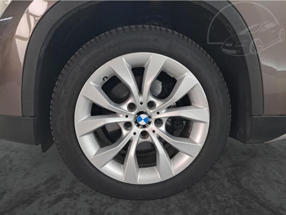 2010 BMW X1 - 14