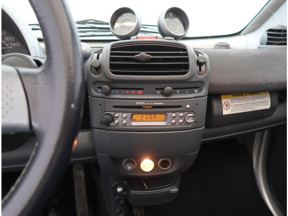 2004 Smart FORTWO - 11