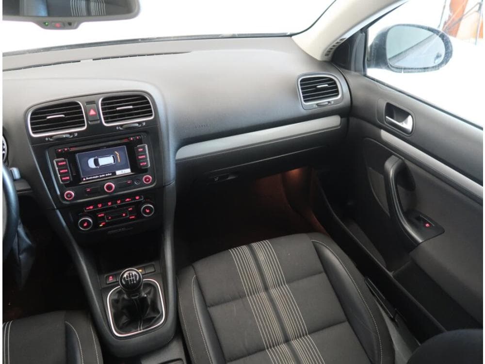 2012 Volkswagen GOLF - 8