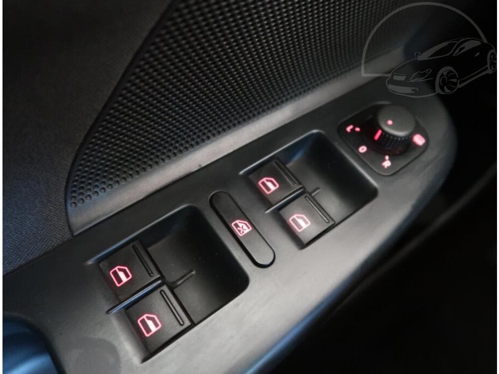 2012 Volkswagen GOLF - 15