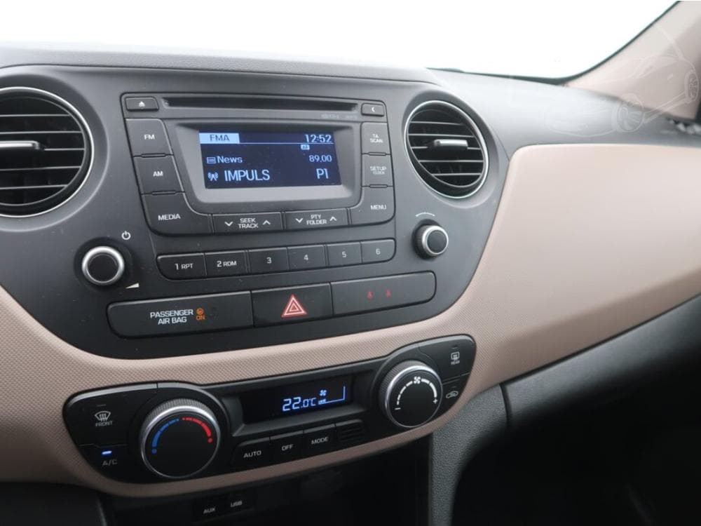 2016 Hyundai i10 - 14
