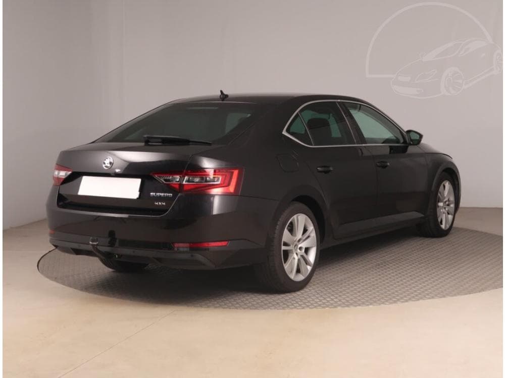 2017 Škoda SUPERB - 5