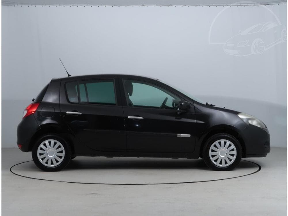 2011 Renault CLIO - 6