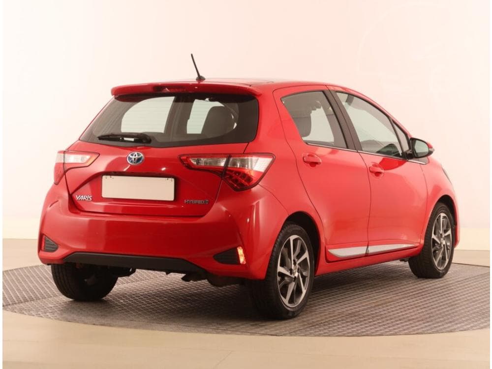 2017 Toyota YARIS - 5