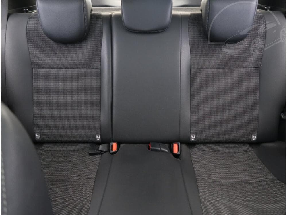 2017 Toyota YARIS - 10