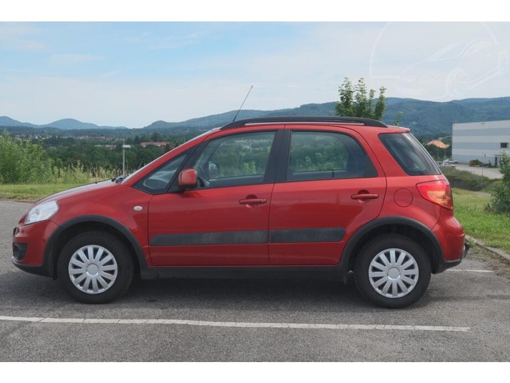 2010 Suzuki SX4 - 3