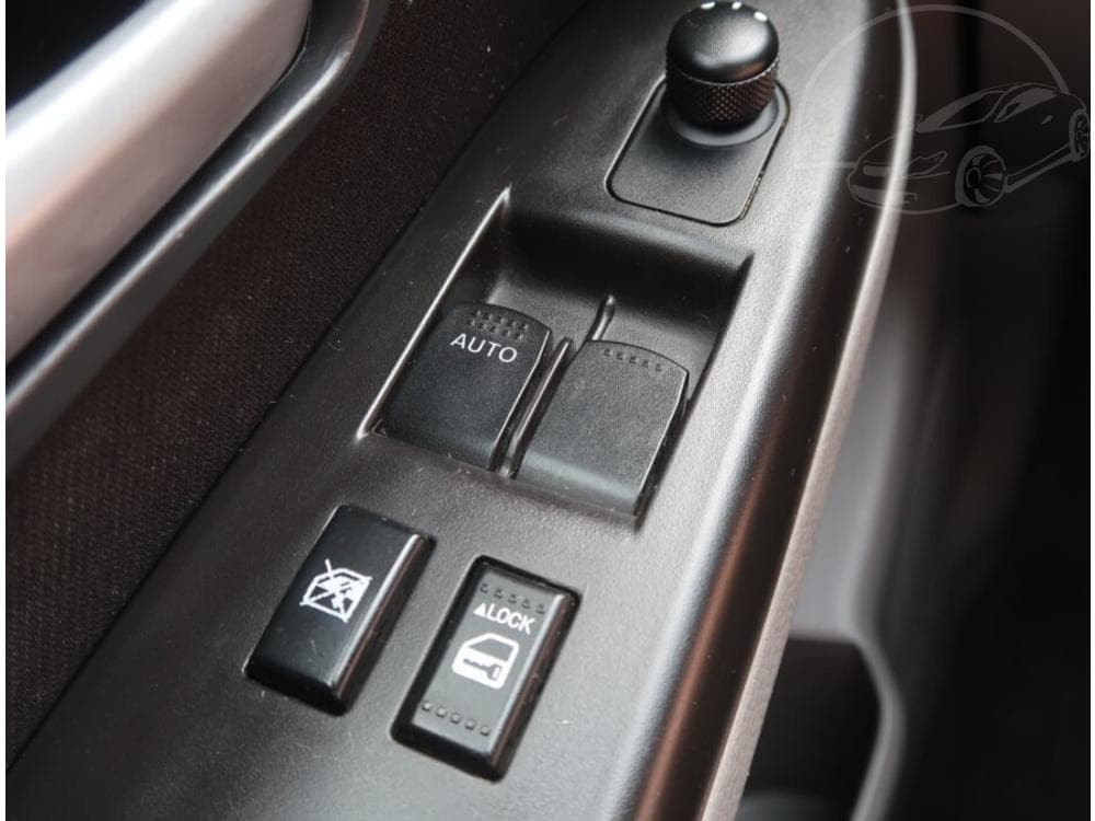 2010 Suzuki SX4 - 13