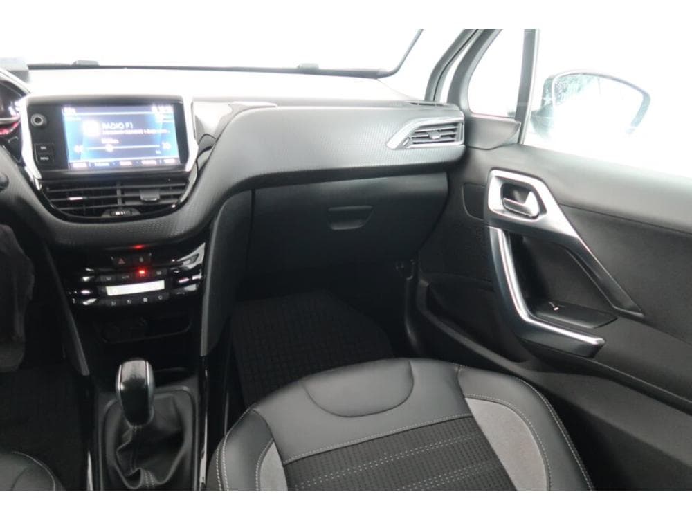 2019 Peugeot 2008 - 8