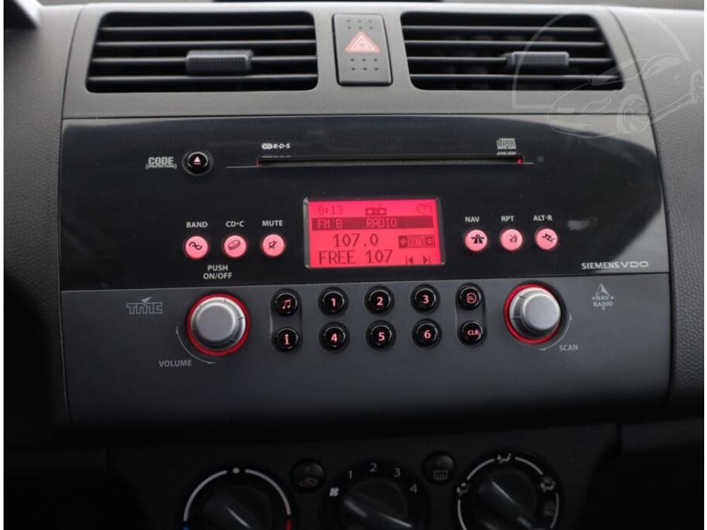 2005 Suzuki SWIFT - 12