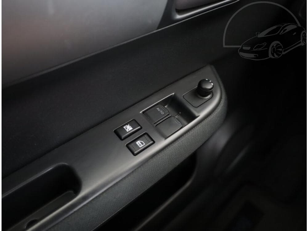 2005 Suzuki SWIFT - 13