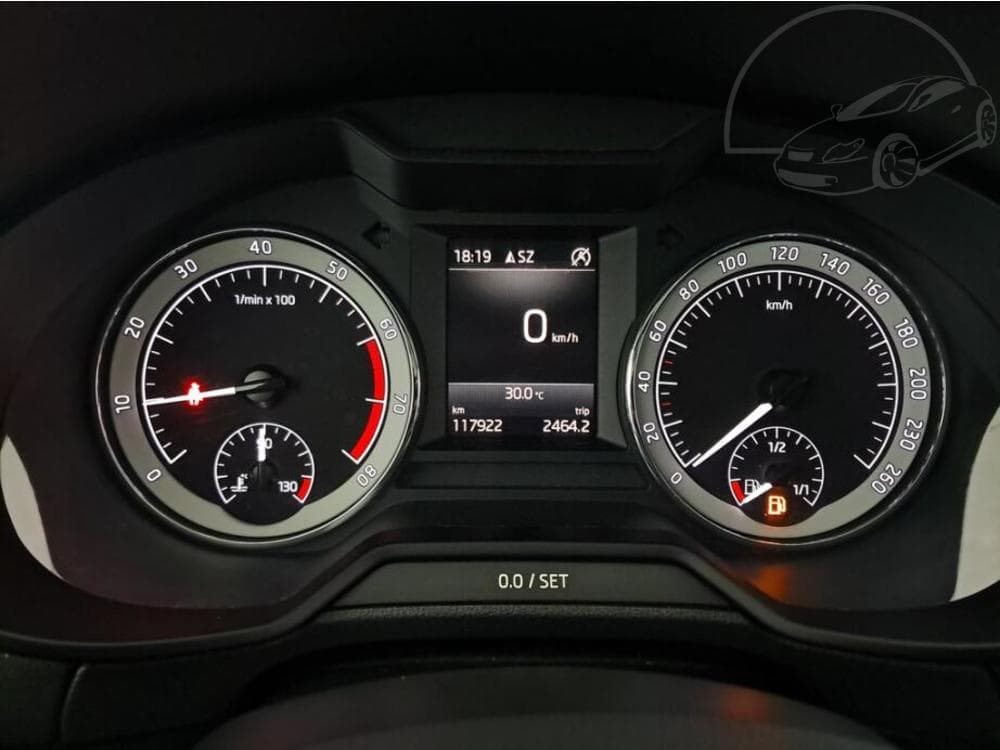 2018 Škoda OCTAVIA - 11