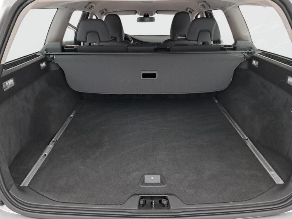 2011 Volvo V70 - 13