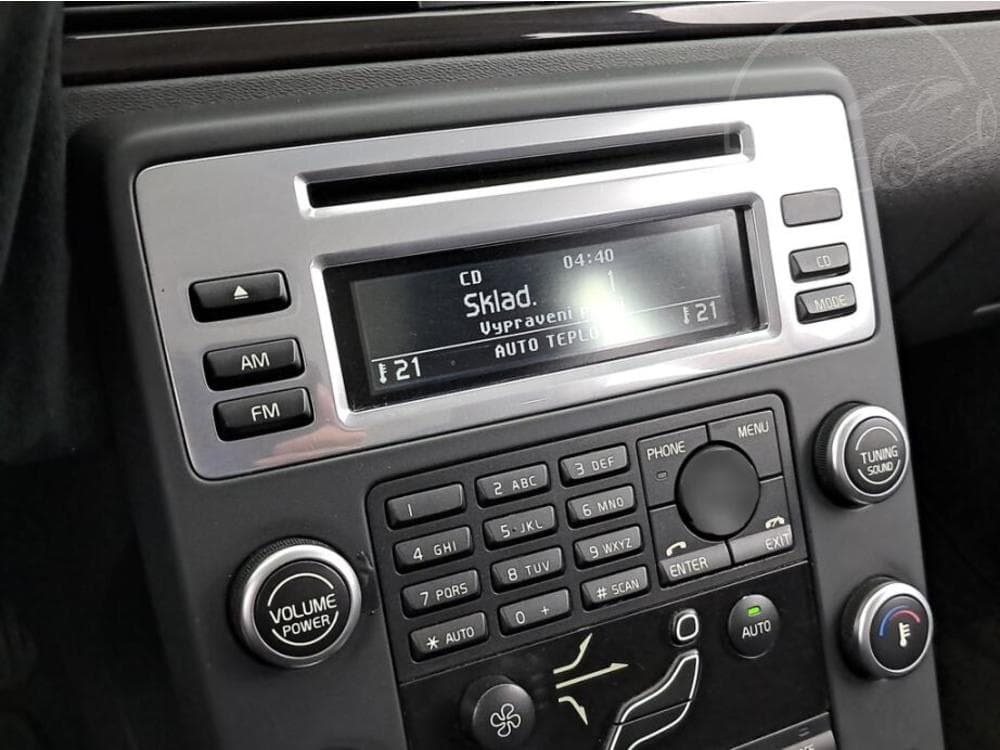 2011 Volvo V70 - 15