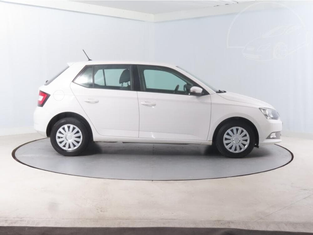 2015 Škoda FABIA - 6