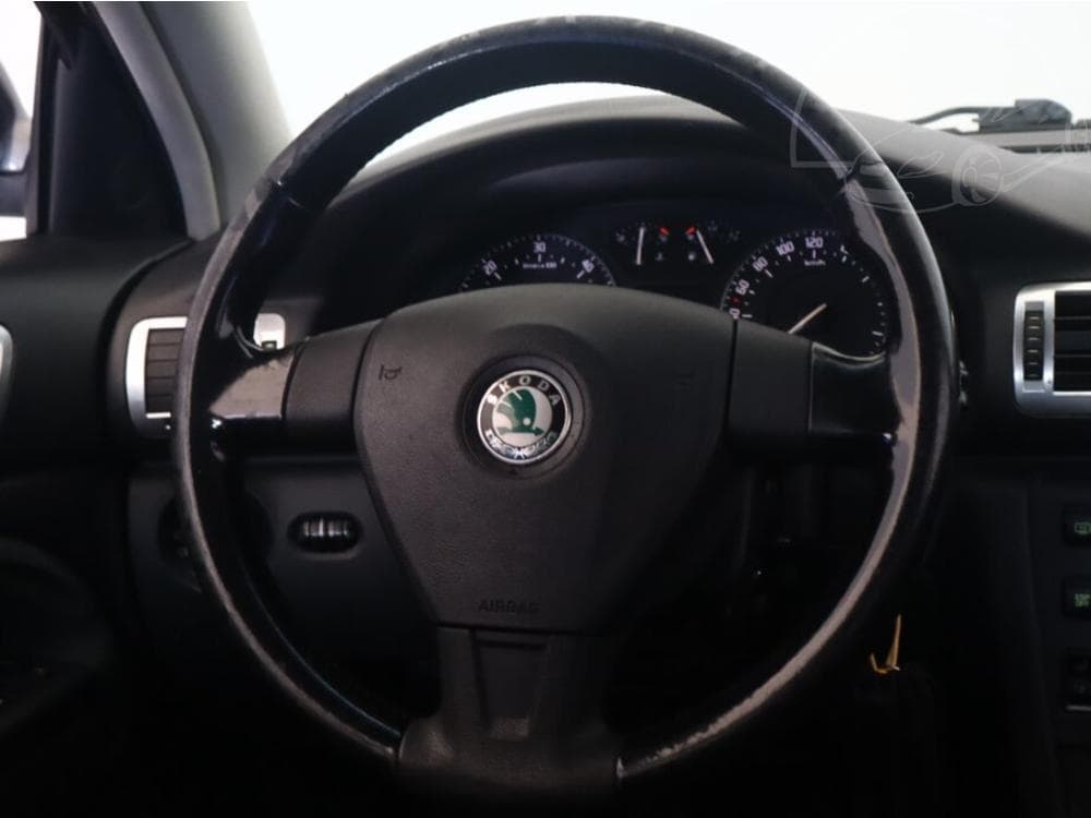 2008 Škoda SUPERB - 11