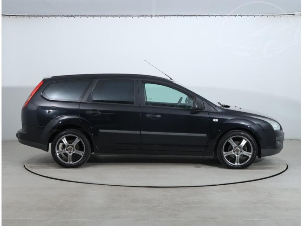 2006 Ford FOCUS - 6