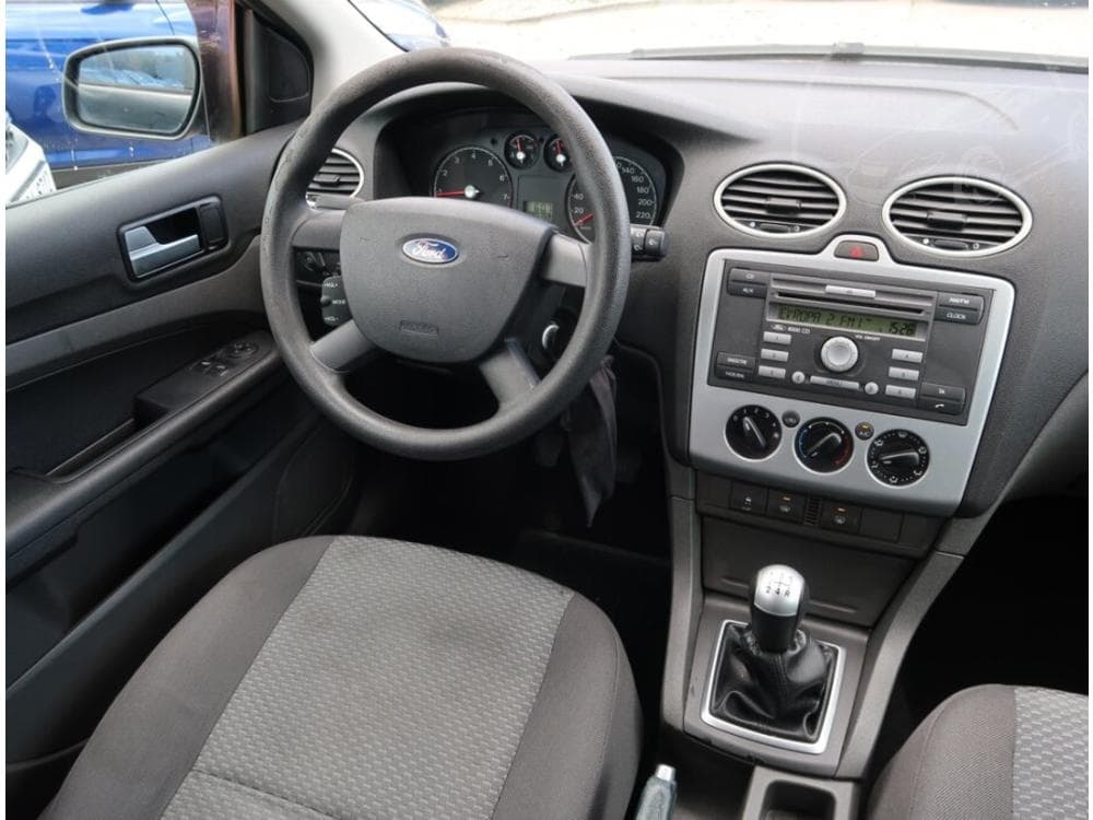 2006 Ford FOCUS - 7