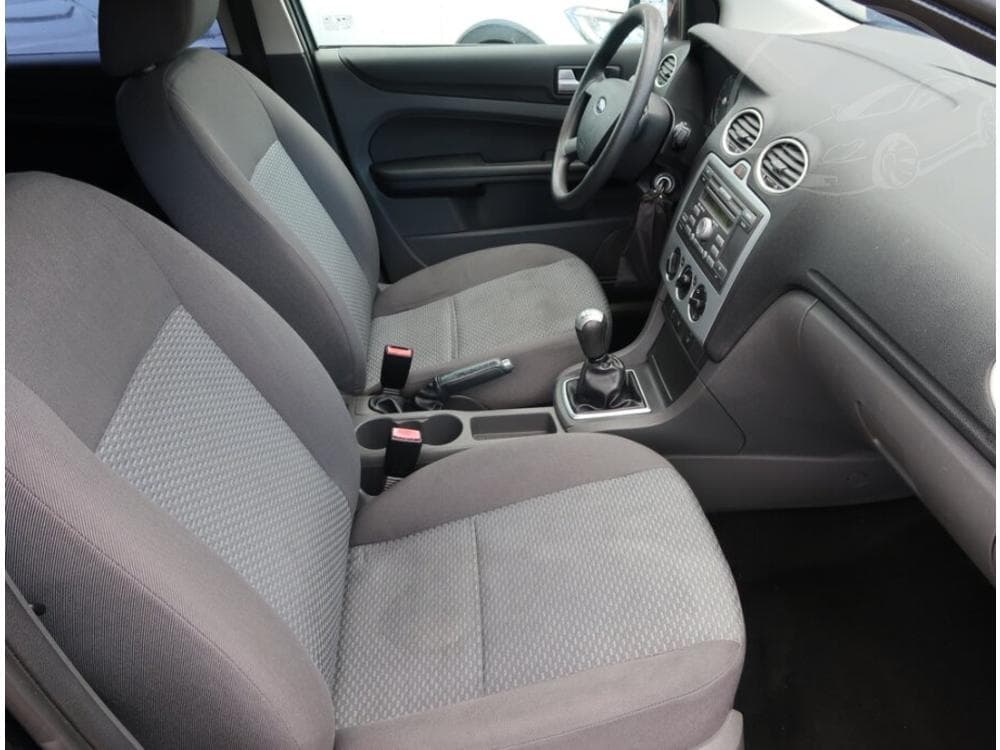 2006 Ford FOCUS - 9