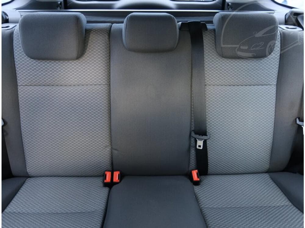 2006 Ford FOCUS - 10