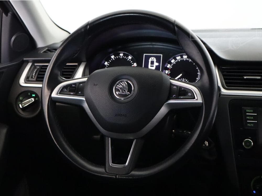 2017 Škoda RAPID - 13