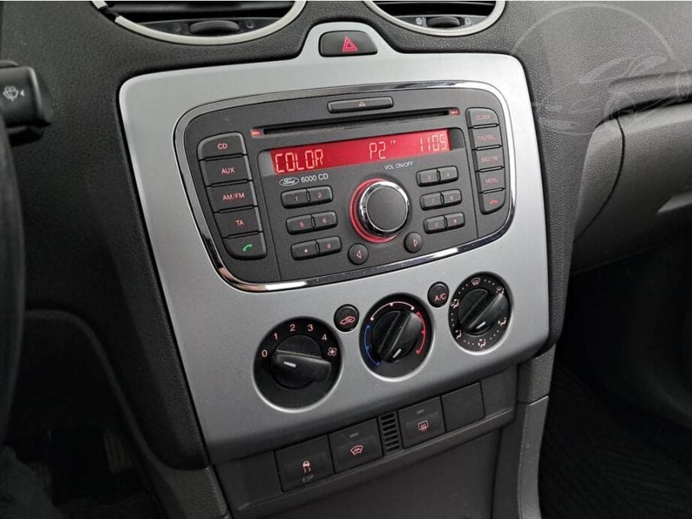 2007 Ford FOCUS - 12