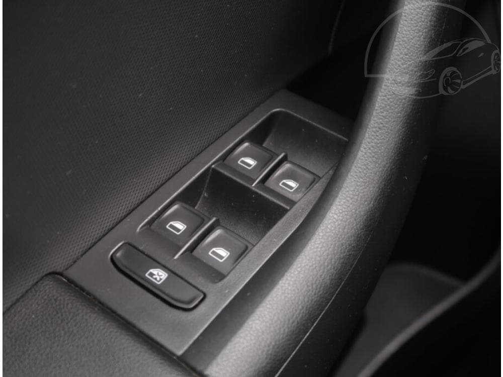 2014 Škoda RAPID - 15