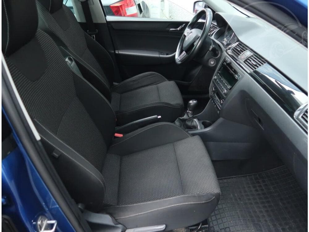 2015 Škoda RAPID - 9