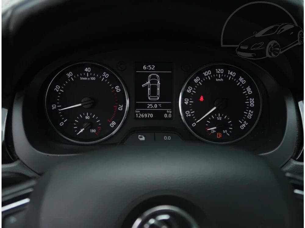 2015 Škoda RAPID - 11