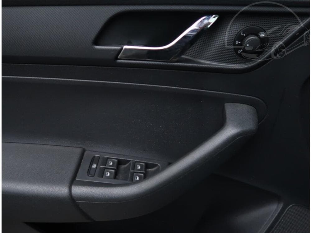 2015 Škoda RAPID - 15