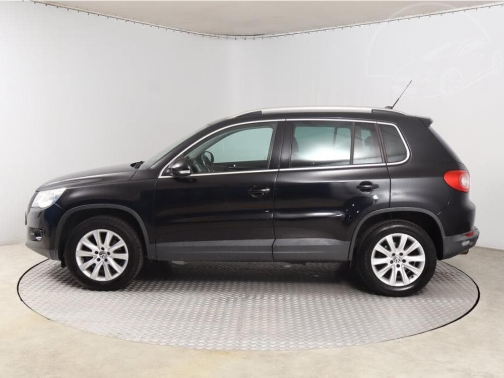 2010 Volkswagen TIGUAN - 3