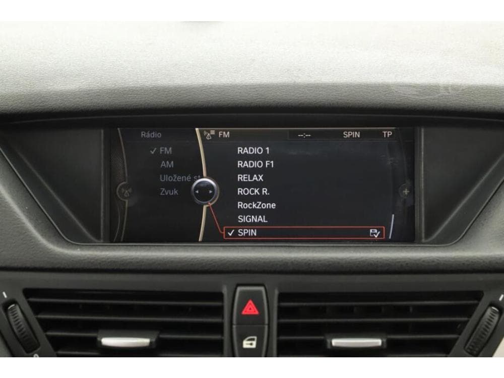 2010 BMW X1 - 11