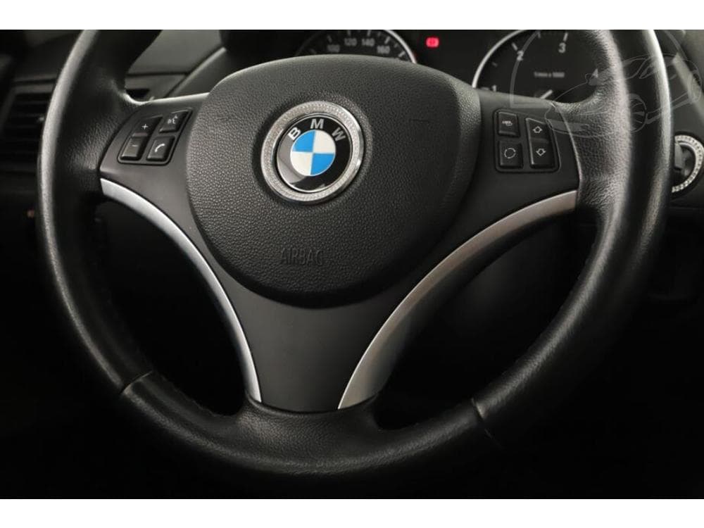 2010 BMW X1 - 13
