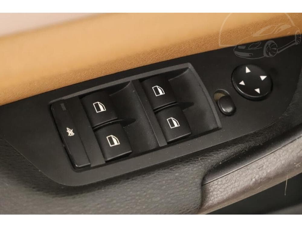 2010 BMW X1 - 14
