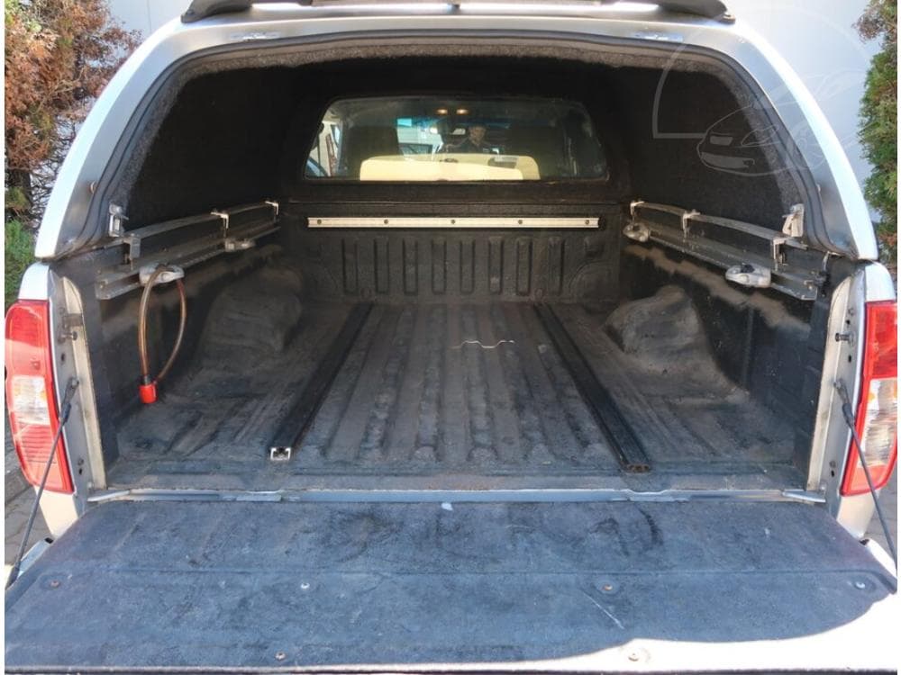 2008 Nissan NAVARA - 13